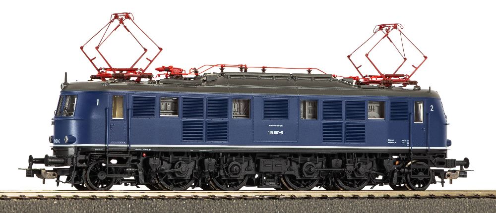 ~E-Lok/Sound BR 119 DB IV + PluX22 Dec.