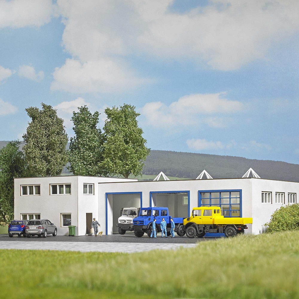 Fahrzeughalle H0