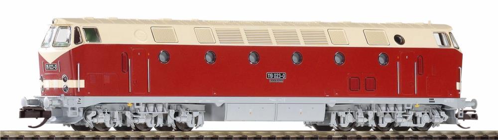 TT-Diesellok BR 119 Licht oben DR IV + DSS PluX22