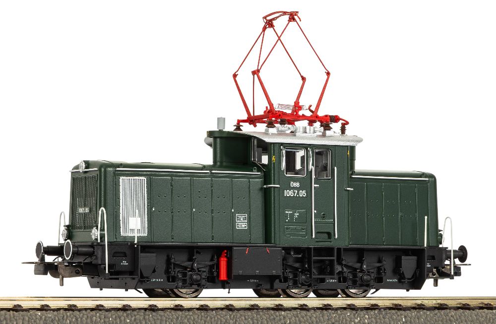 ~E-Lok/Sound Rh 1067 grün ÖBB III + PluX22 Dec.