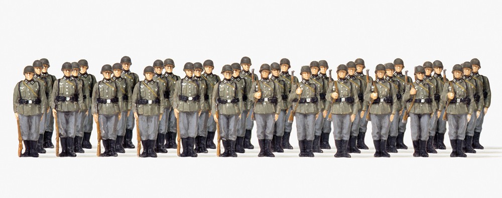 Infanterie angetreten. Deutsches Reich 1939-45. 36 unbemalte