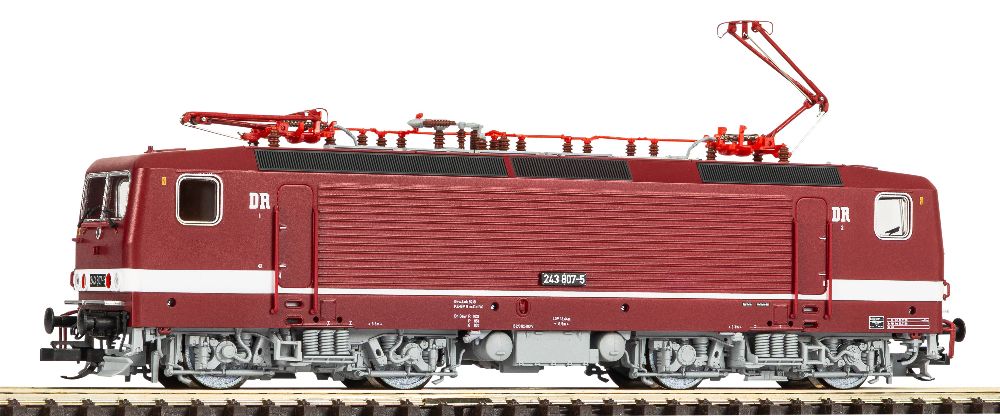 TT-E-Lok/Sound BR 243 DR IV + Next18 Dec.