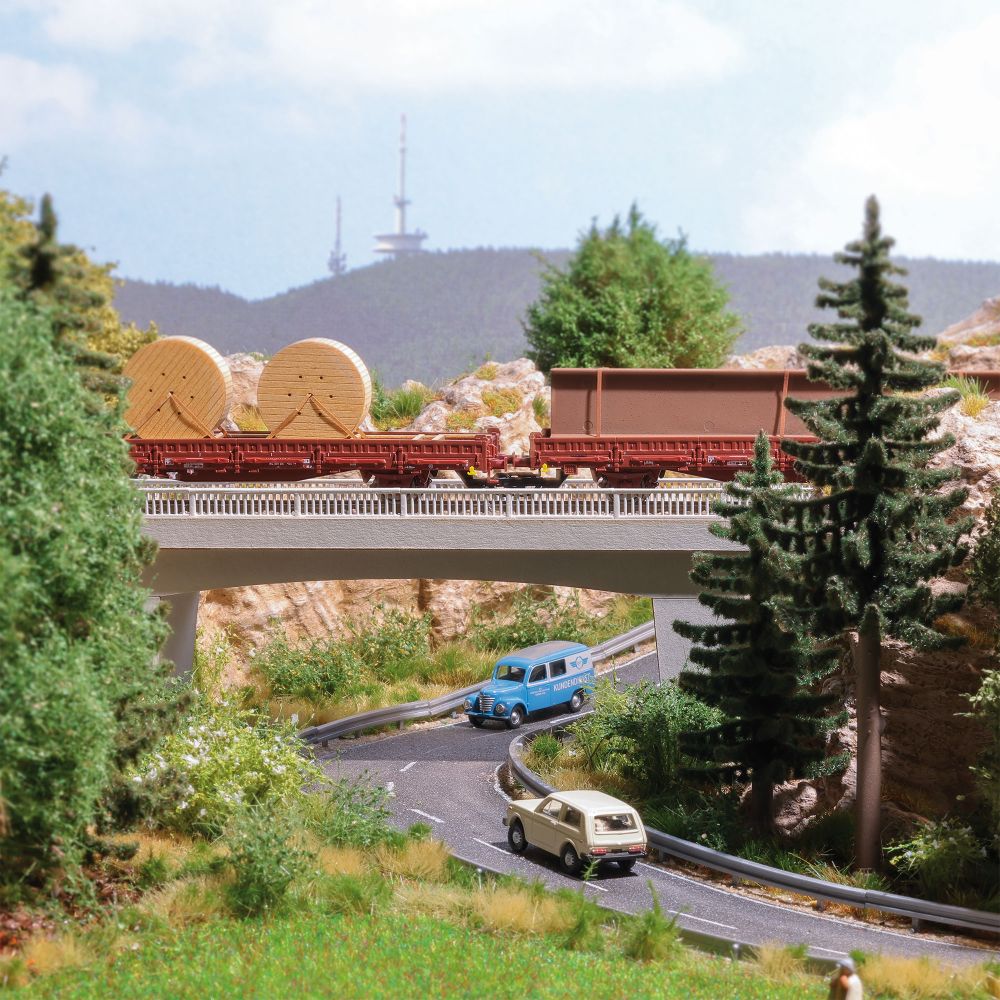 Straßenüberführung TT