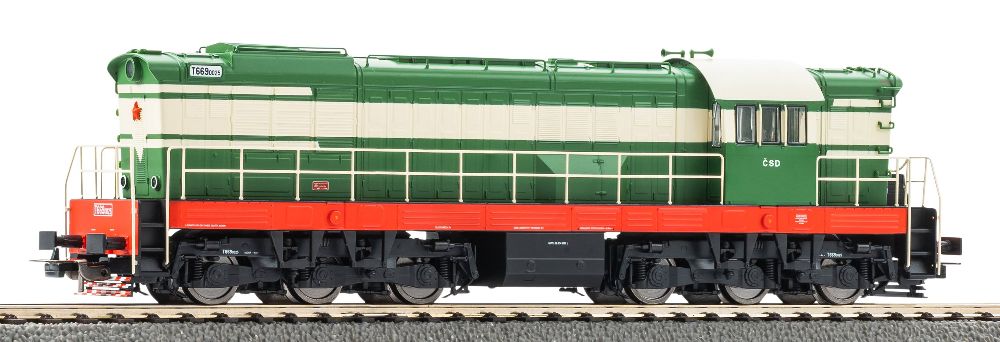 Diesellok T669.0 CSD IV + DSS PluX22