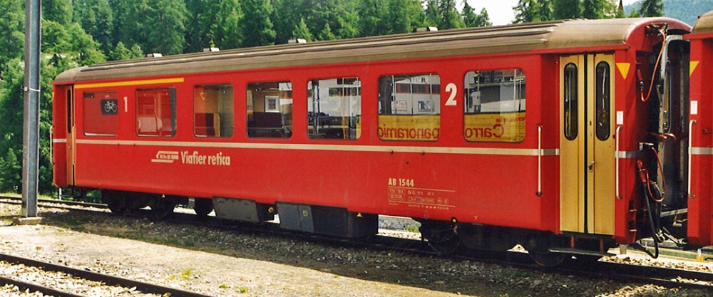 RhB AB 1544 EW I rot mit Logo