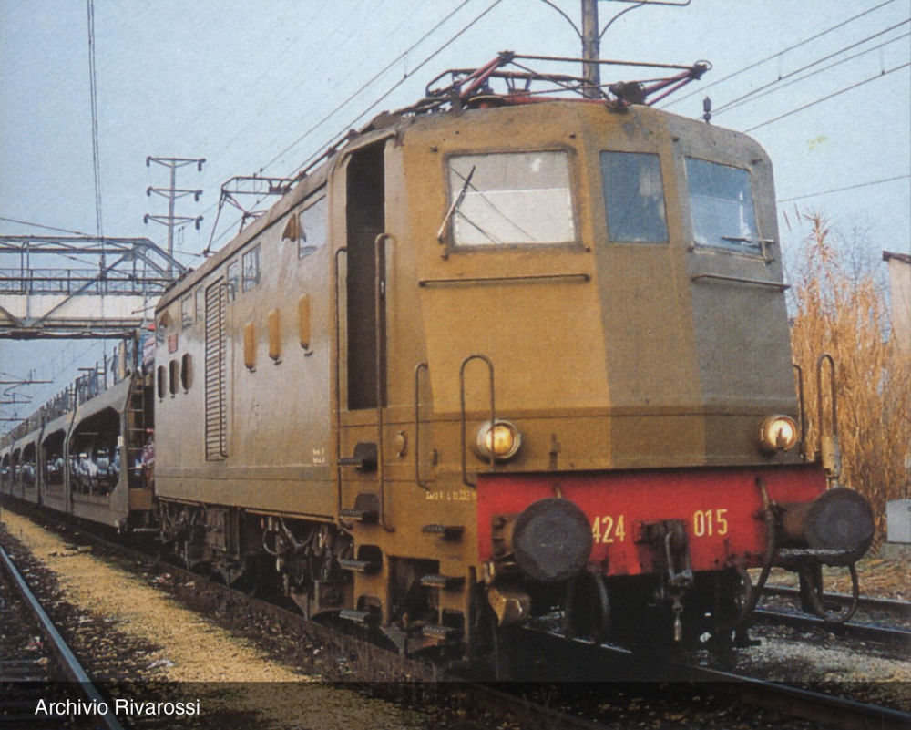 FS, E-Lok E.424, in „isabella"-Lackierung, Ep. V