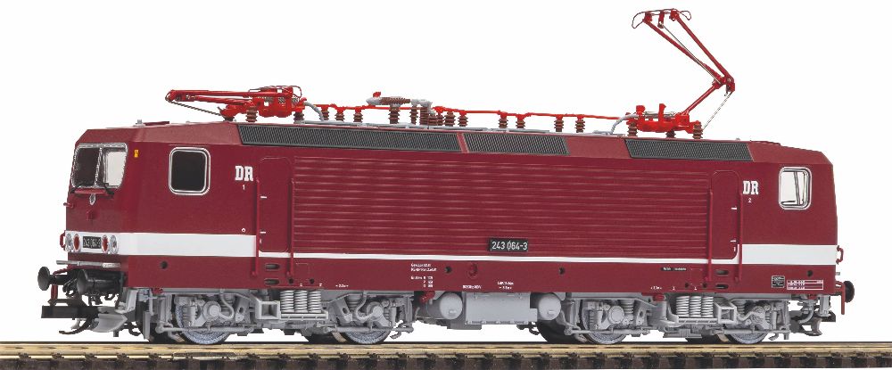 TT-E-Lok BR 243 DR IV + DSS Next18