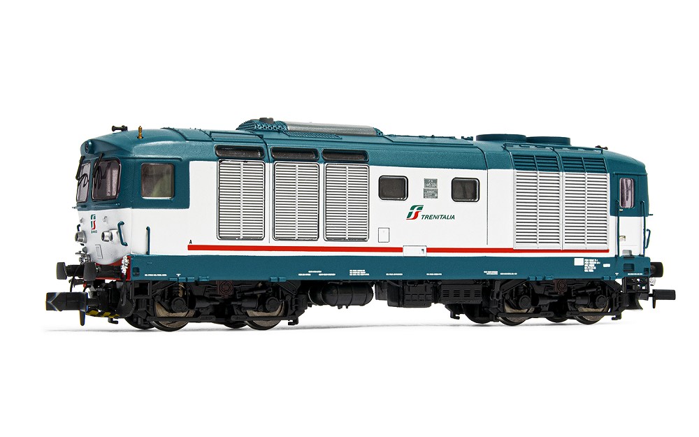 FS, Diesellokomotive D.445 der 3. Bauserie mit vier Stirnlam