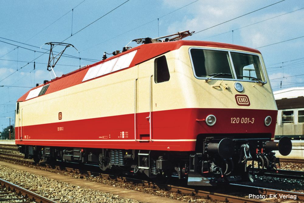 E-Lok BR 120 rt/cr Snd.
