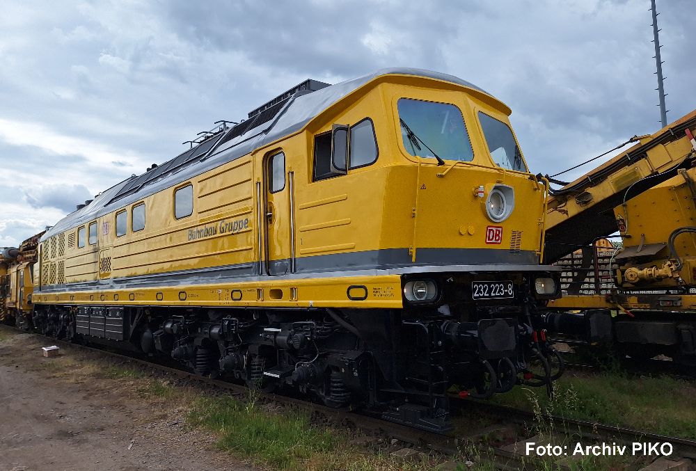 PIKO 52157 ~Diesellok/Sound BR 232 Bahnbau VI + PluX22 Dec. (PSSH)