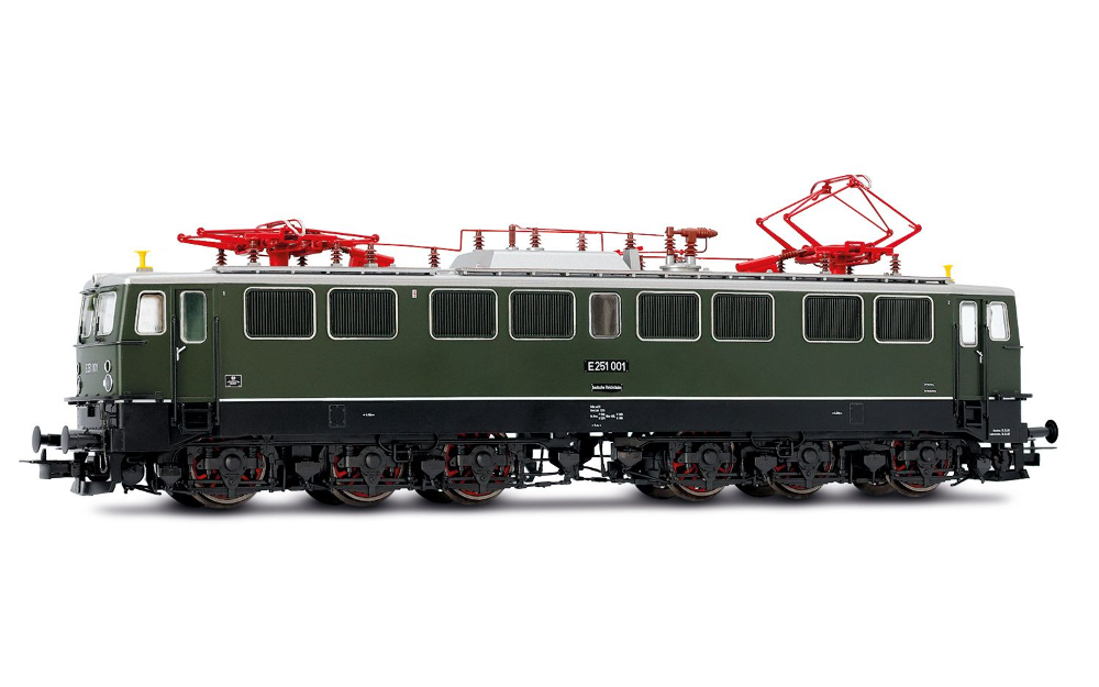 DR, schwere sechsachsige Elektrolokomotive E251 001 in grüne