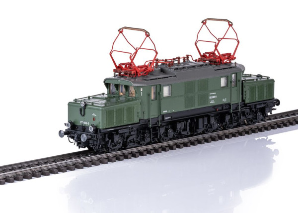 037873