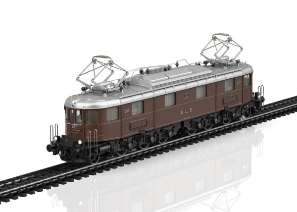 038680